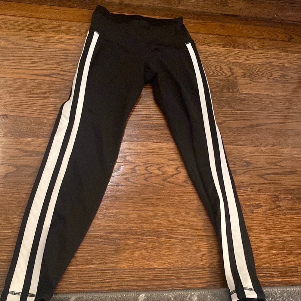 Old navy striped work out leggings